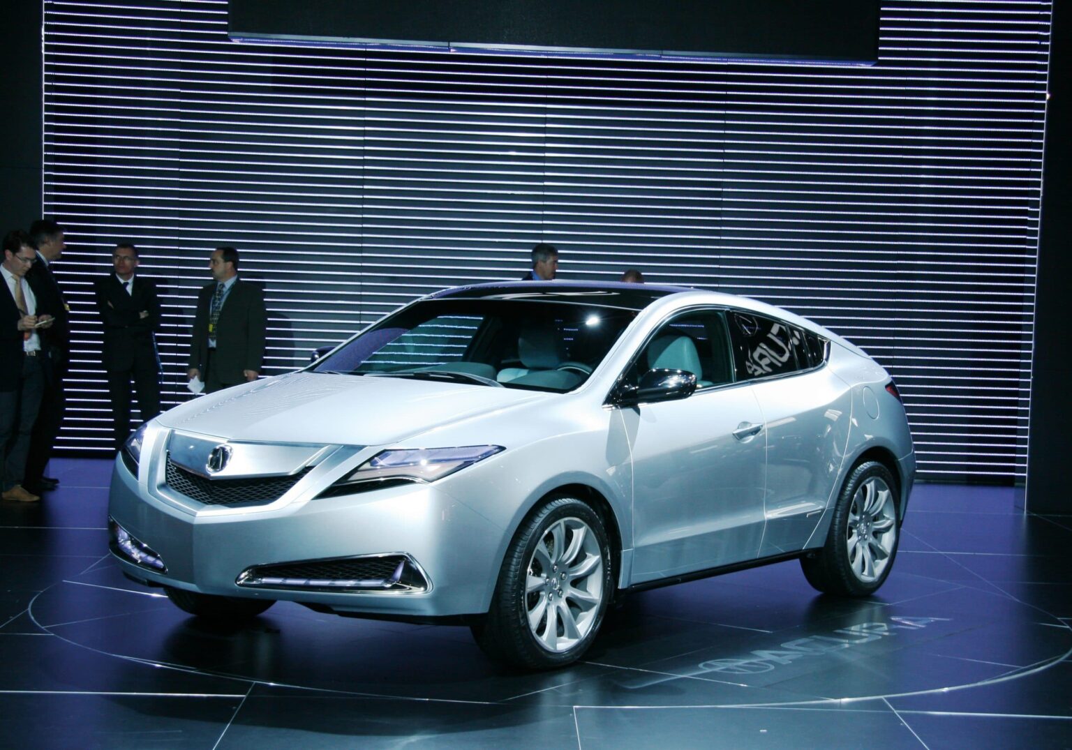 Acura Confirms ZDX, Will be its First AllElectric Model The Detroit