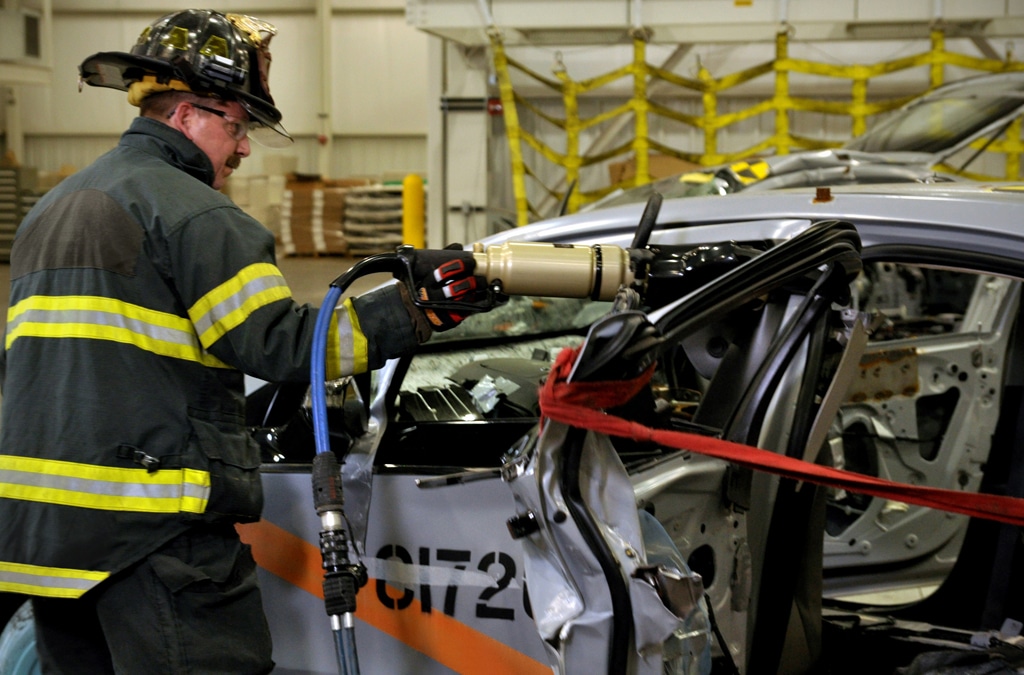GM, Firefighters Teach First Responders EV Safety The Detroit Bureau